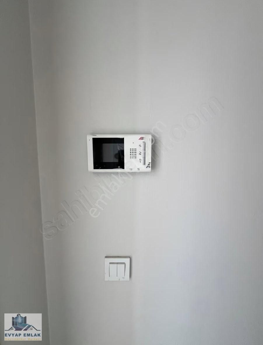 Kumburgaz Sahilinde Denize Sadece 50 Metre Mesafede 2+1 4 Yıllık - Görsel 17