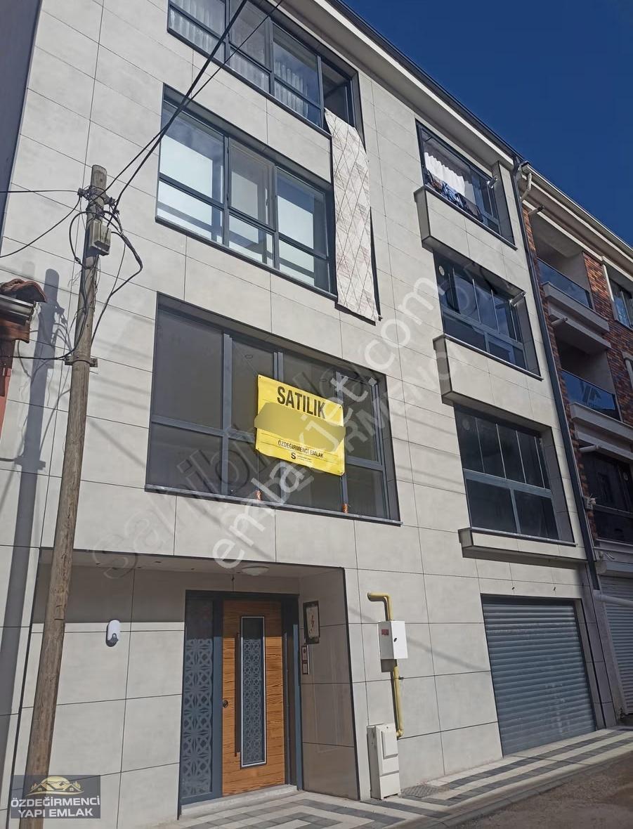 Özdeğirmenci Yapı Emlaktan Satılık 160 M2 3+1 Daire - Görsel 25