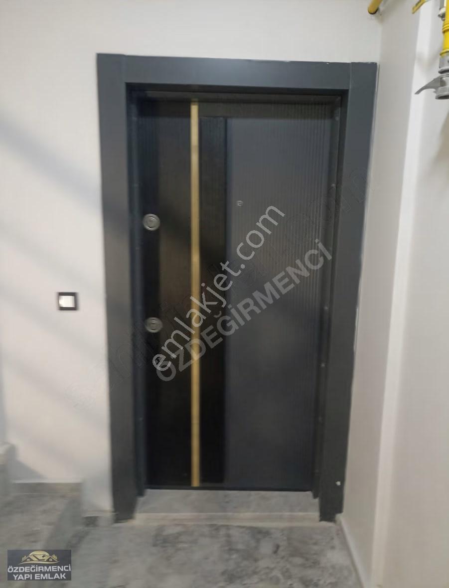 Özdeğirmenci Yapı Emlaktan Satılık 160 M2 3+1 Daire - Görsel 19