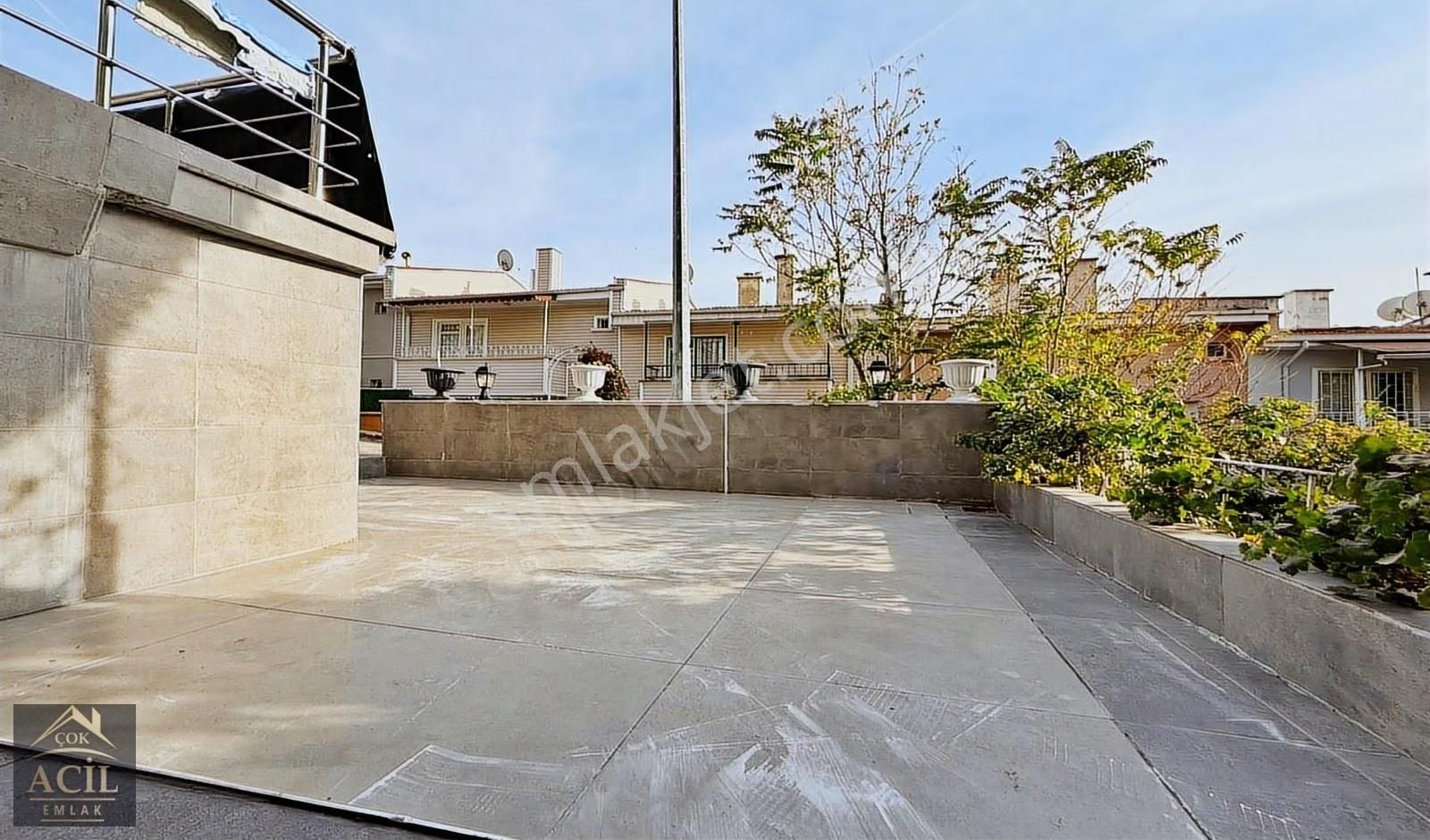 Çok Acil'den Full Yapılı Merkezi Konumda 4,5+1 Müstakil Daire ! - Görsel 5