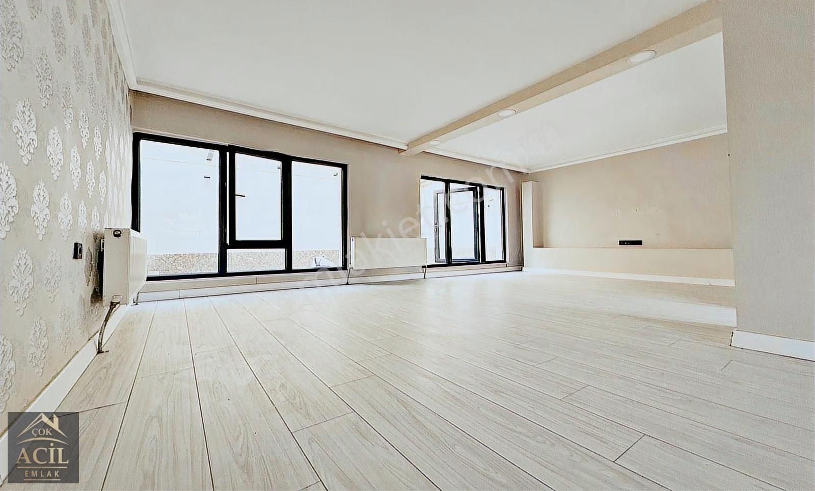 Çok Acil'den Full Yapılı Merkezi Konumda 4,5+1 Müstakil Daire ! - Görsel 16