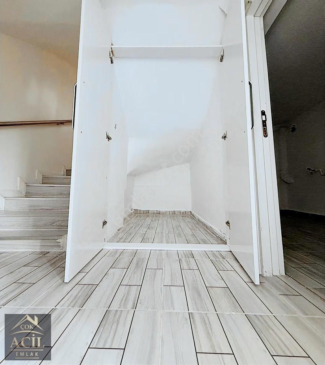 Çok Acil'den Full Yapılı Merkezi Konumda 4,5+1 Müstakil Daire ! - Görsel 18