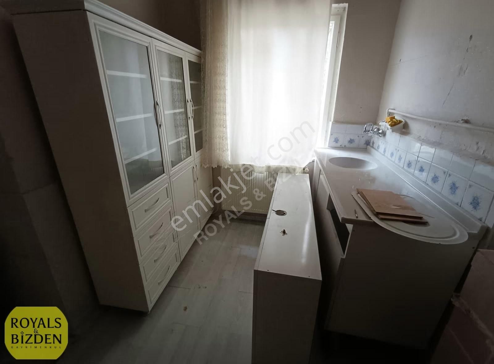 Meram Aydoğdu Mah Eski Stadyum Yakını 3+1 Müstakil Bahçeli Daire - Görsel 2