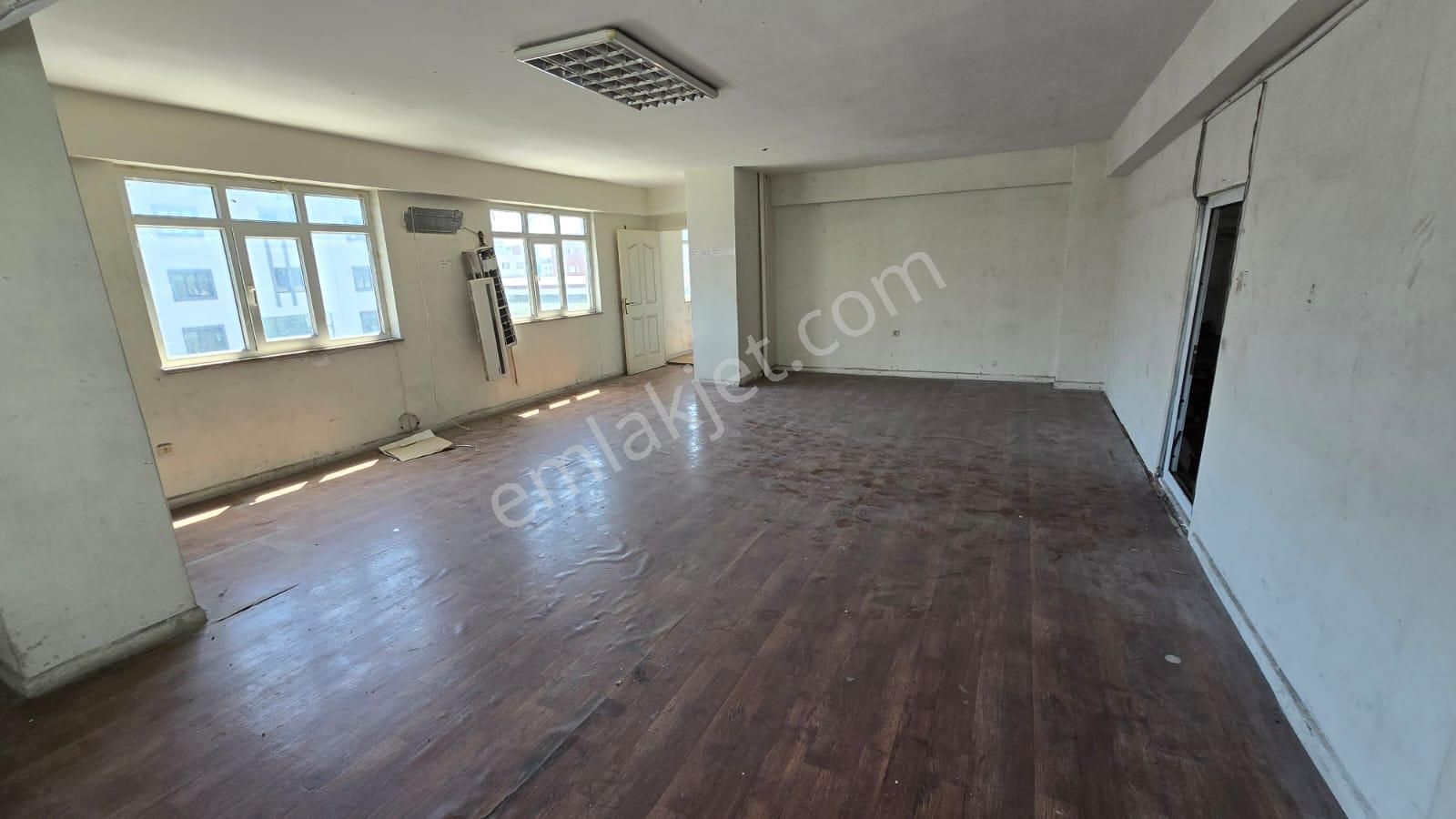Beylikdüzü O.s.b. Bakırcılar Sanayi Kiralık 1.250 M² Fabrika, Depo, İmalathane - Görsel 16