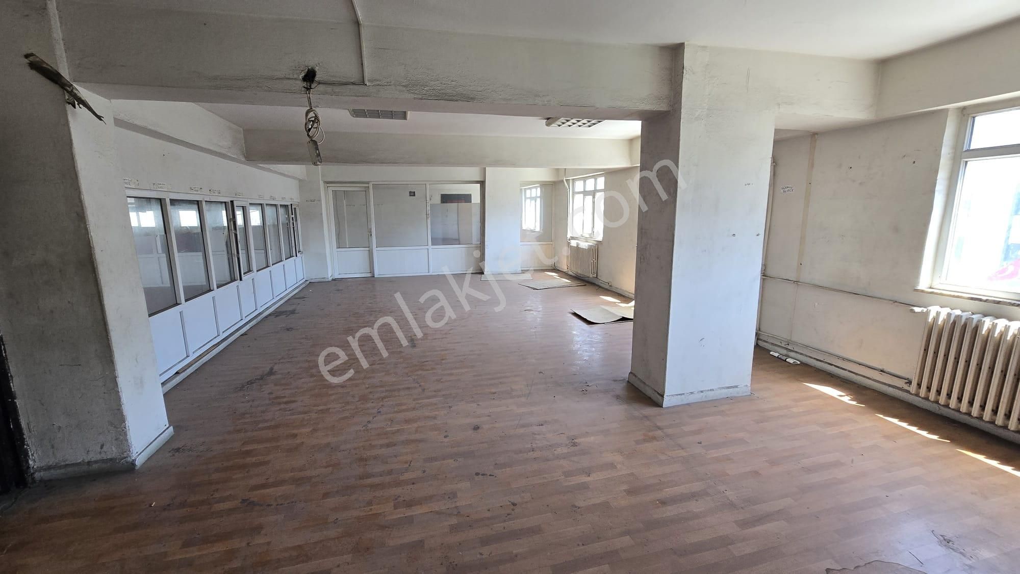 Beylikdüzü O.s.b. Bakırcılar Sanayi Kiralık 1.250 M² Fabrika, Depo, İmalathane - Görsel 21