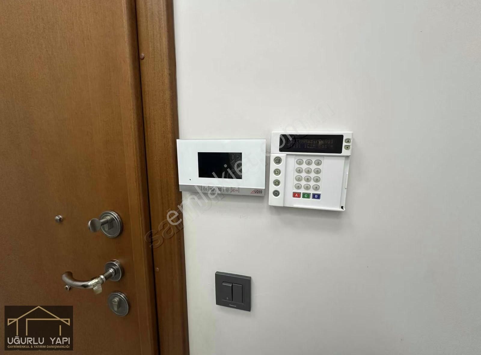 Uğurlu'dan Lüks Ve Modern Aile Sitesinde Kiralık 4+1 215m2 Daire - Görsel 30