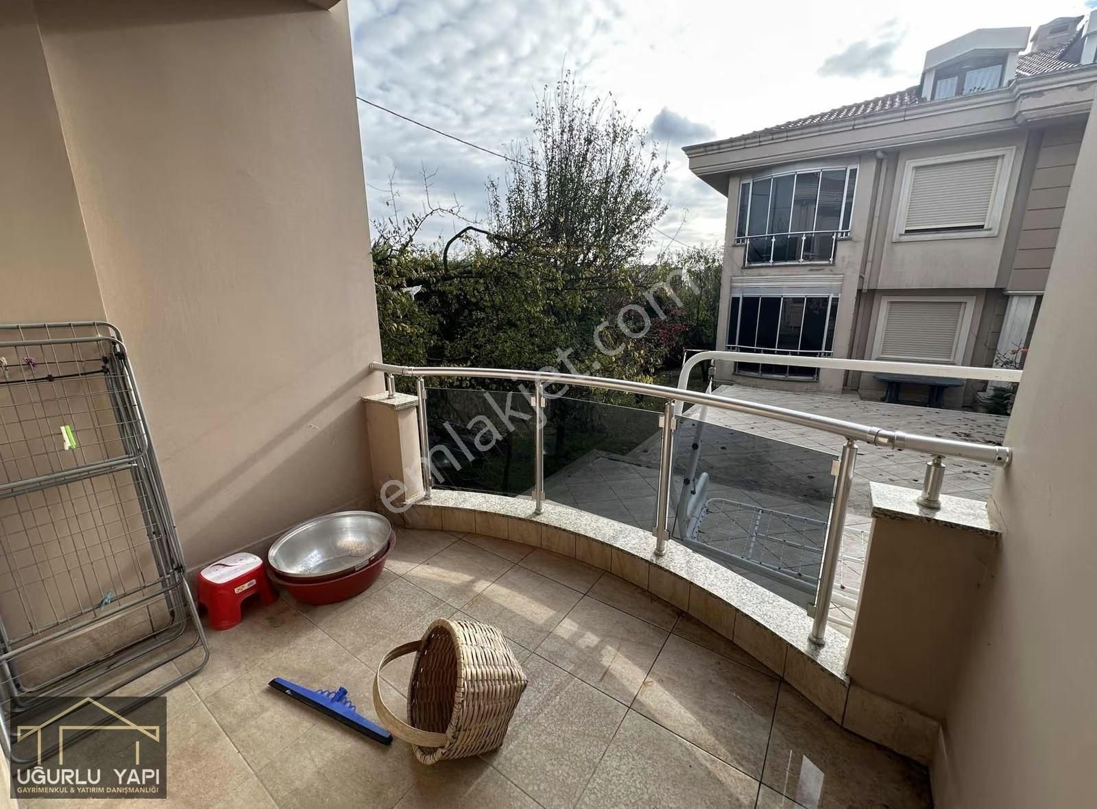 Uğurlu'dan Lüks Ve Modern Aile Sitesinde Kiralık 4+1 215m2 Daire - Görsel 5