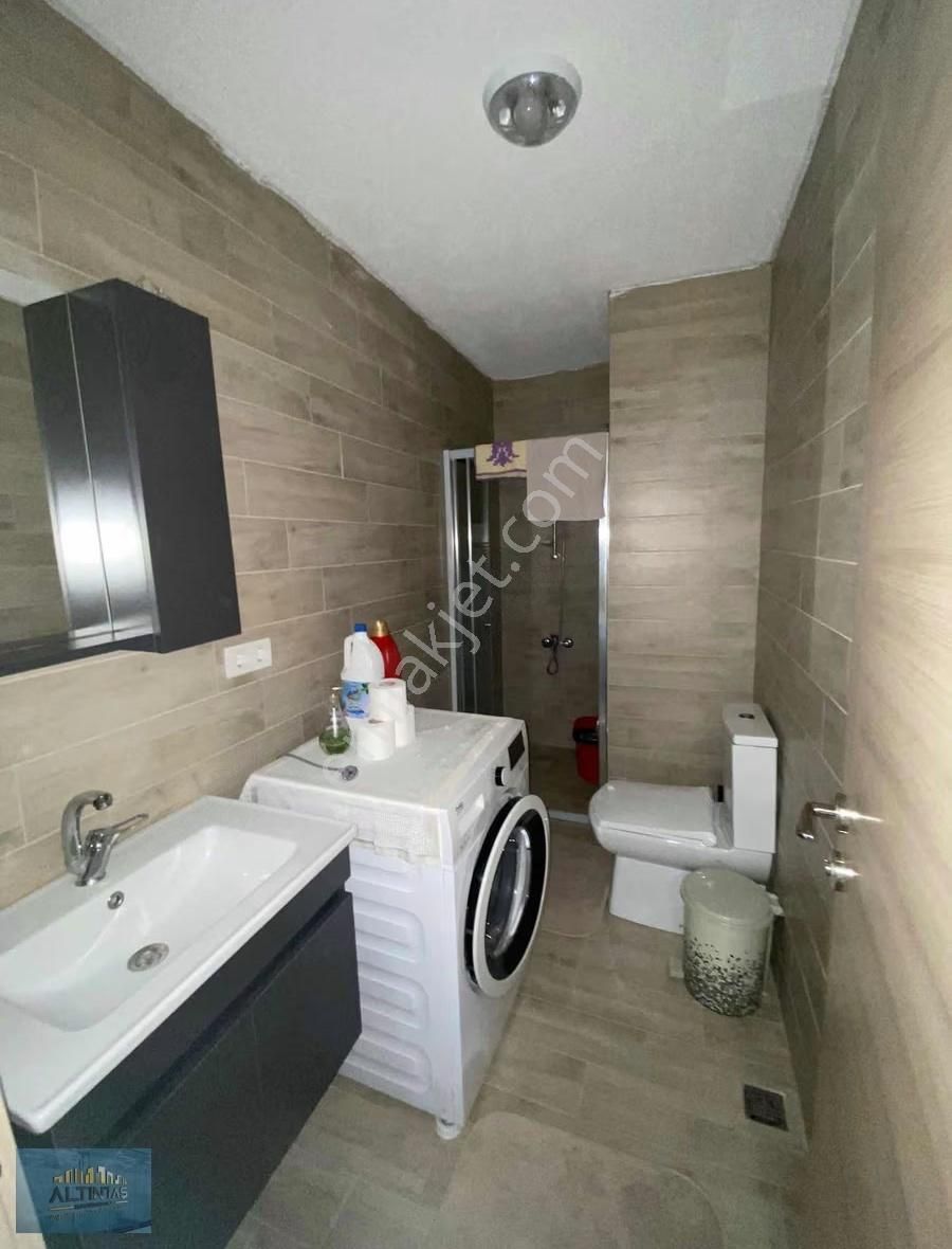 Üniversite Bölgesinde Nezih Apartmanda Kiralık 1+1 - Görsel 12