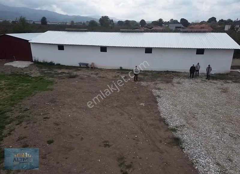 Fabrikalar Bölgesinde Kiralık 1200 M2 Açık 500 M2 Kapalı Depo - Görsel 4