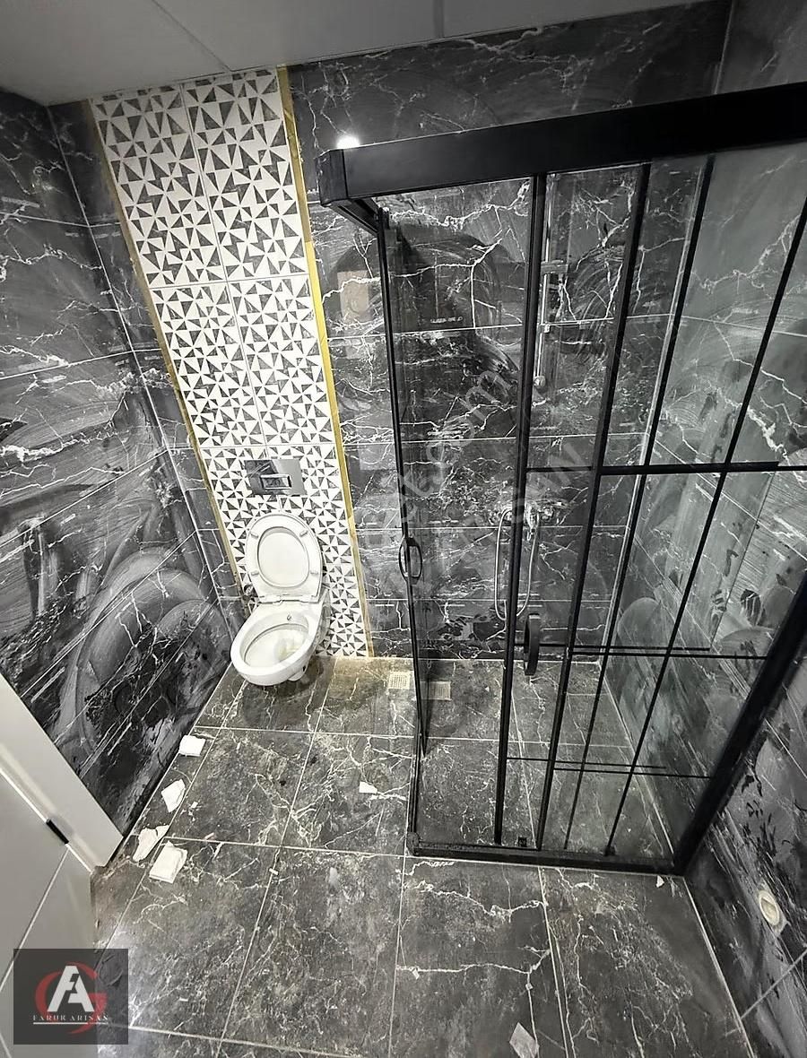 Faruk Arısan'dan Süper Konumda Oturuma Hazır Geniş Ve Lüx 1+1 - Görsel 3