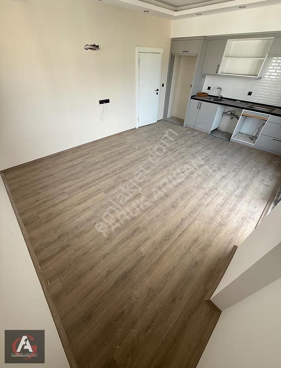 Faruk Arısan'dan Süper Konumda Oturuma Hazır Geniş Ve Lüx 1+1 - Görsel 15