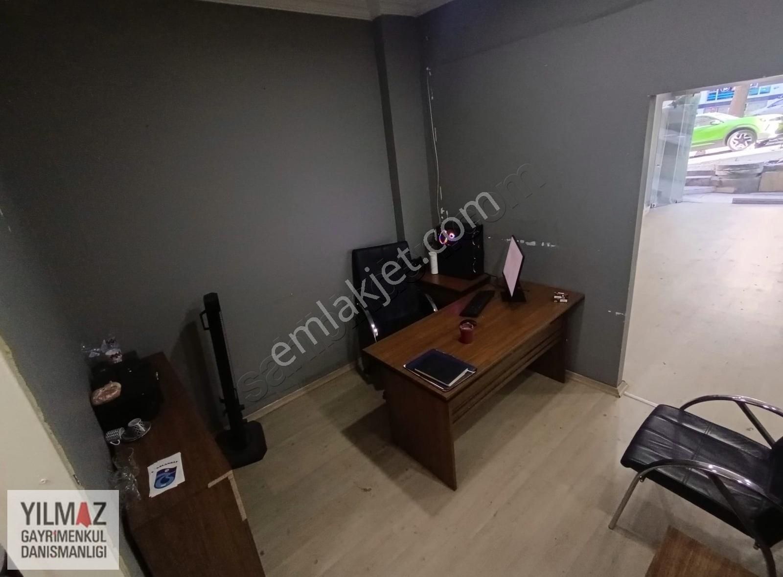 Yılmaz Gayrimenkulden Hürriyette Cadde Cepheli Dükkan - Görsel 12