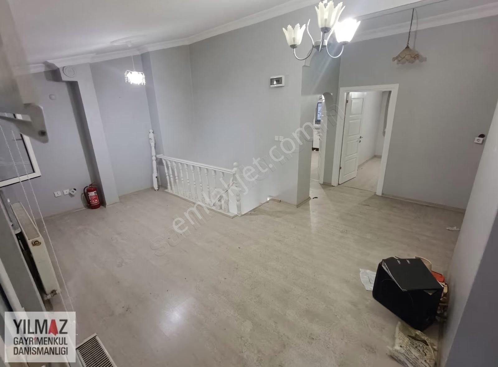 Yılmaz Gayrimenkulden Hürriyette Masrafsız 180 M2 3+1 Dubleks - Görsel 8