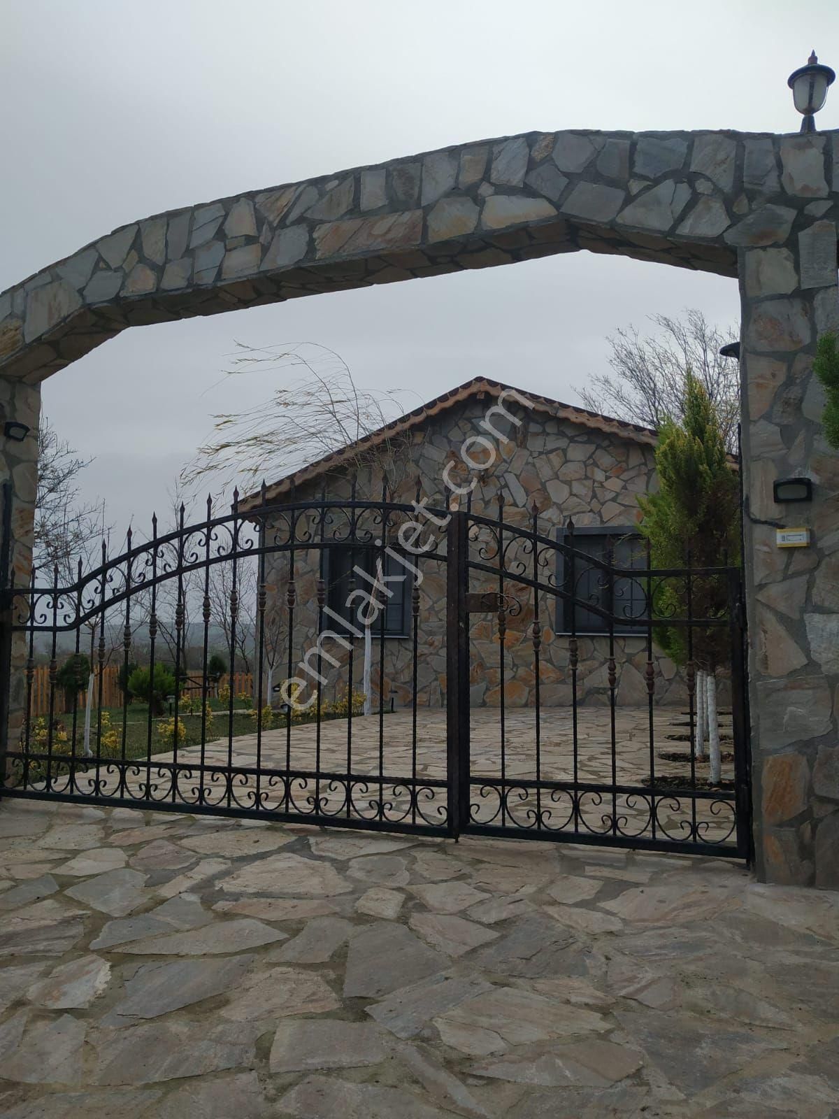 Şehirden Uzakta Sessiz Bir Yaşam - Görsel 9