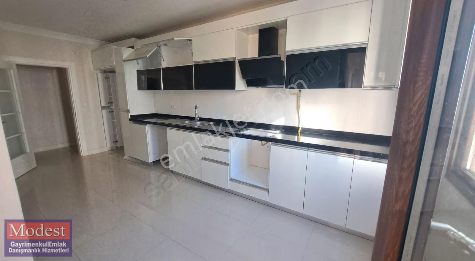 Modest Den Uğurmumcu Merkezde Kiralık Daire - Görsel 23