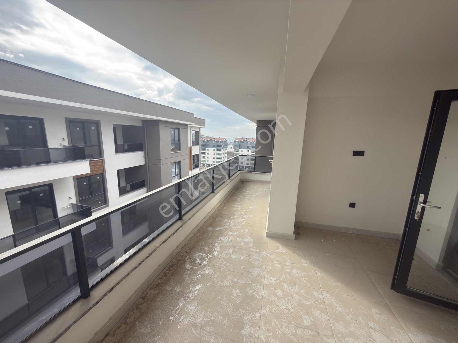 Kayapa'da Kiralık Sıfır 2+1 Daire - Görsel 17