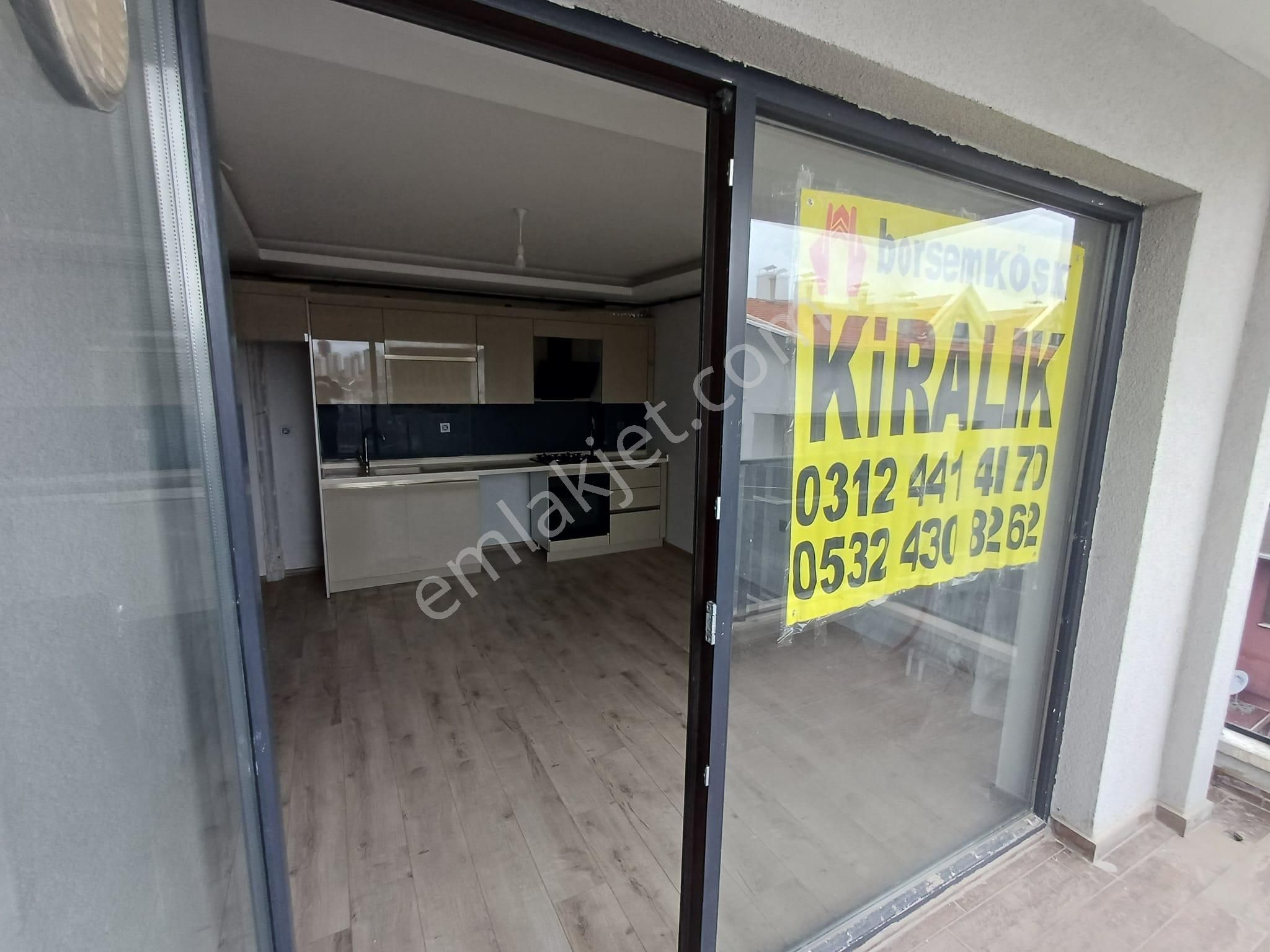 İncek De Bulvara Üniversitelere Yakın Kombili Asansörlü Otoparklı 3+1 Kiralık Dubleks Daire - Görsel 5
