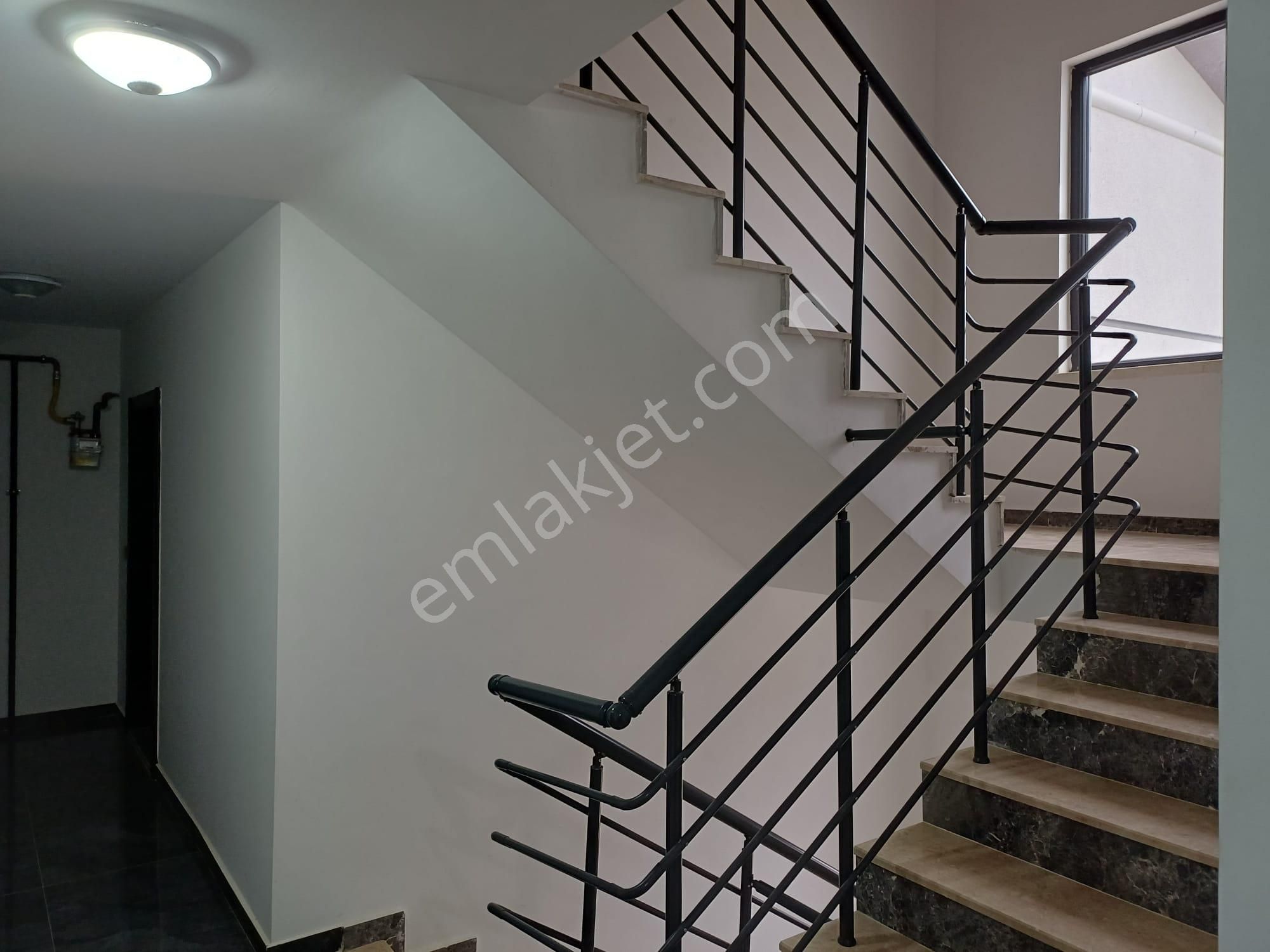 İncek De Bulvara Üniversitelere Yakın Kombili Asansörlü Otoparklı 3+1 Kiralık Dubleks Daire - Görsel 36