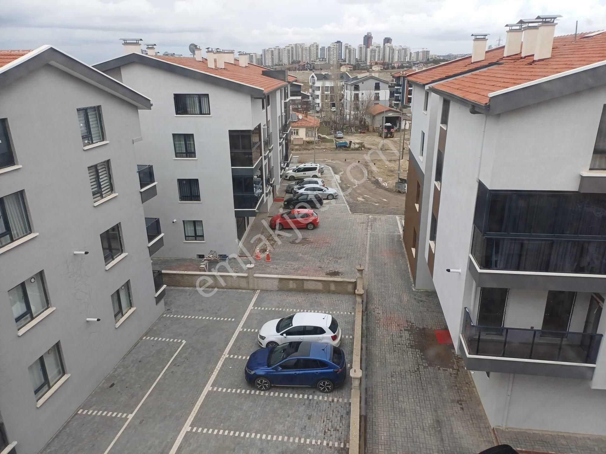 İncek De Bulvara Üniversitelere Yakın Kombili Asansörlü Otoparklı 3+1 Kiralık Dubleks Daire - Görsel 30