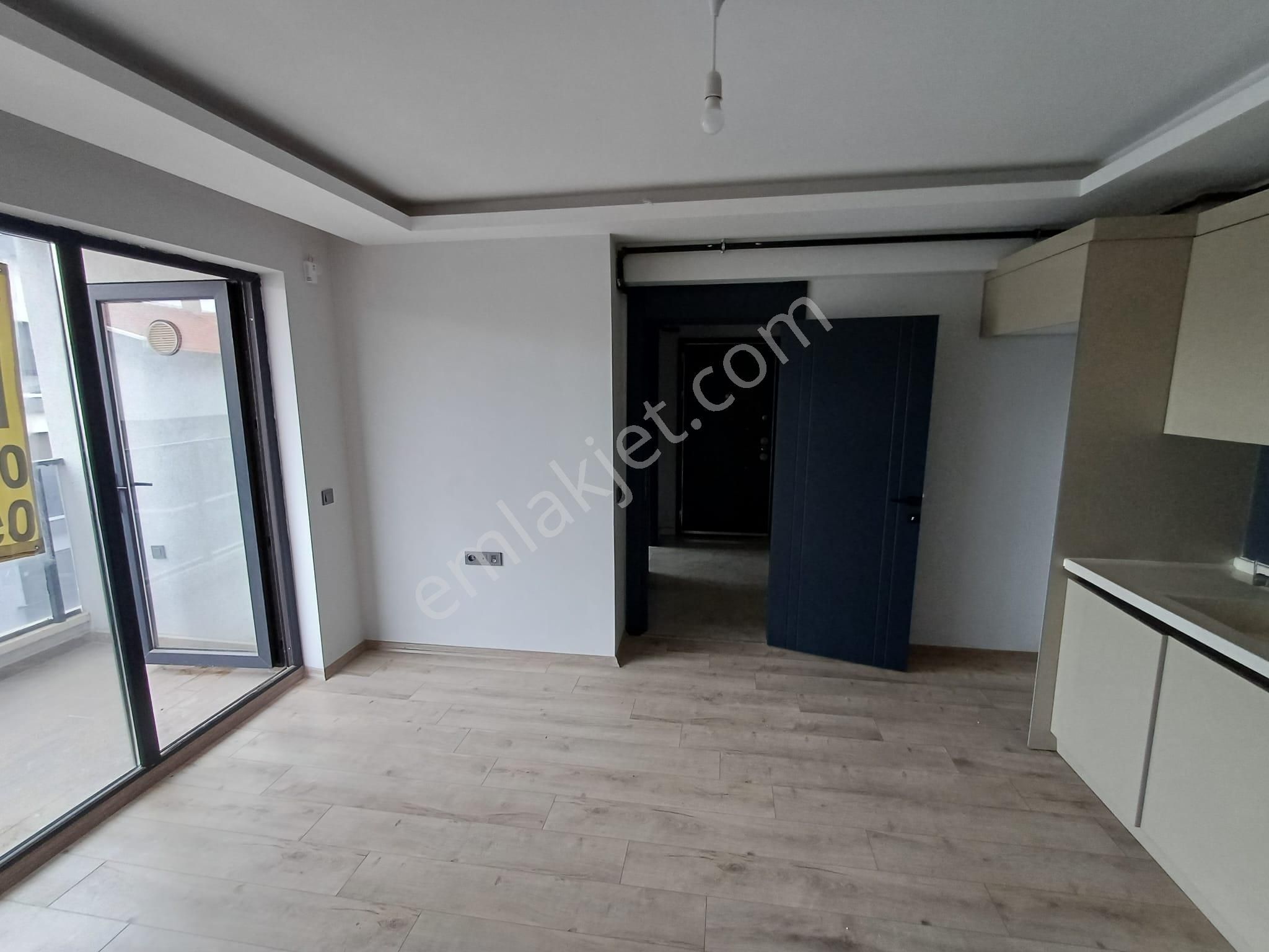 İncek De Bulvara Üniversitelere Yakın Kombili Asansörlü Otoparklı 3+1 Kiralık Dubleks Daire - Görsel 6