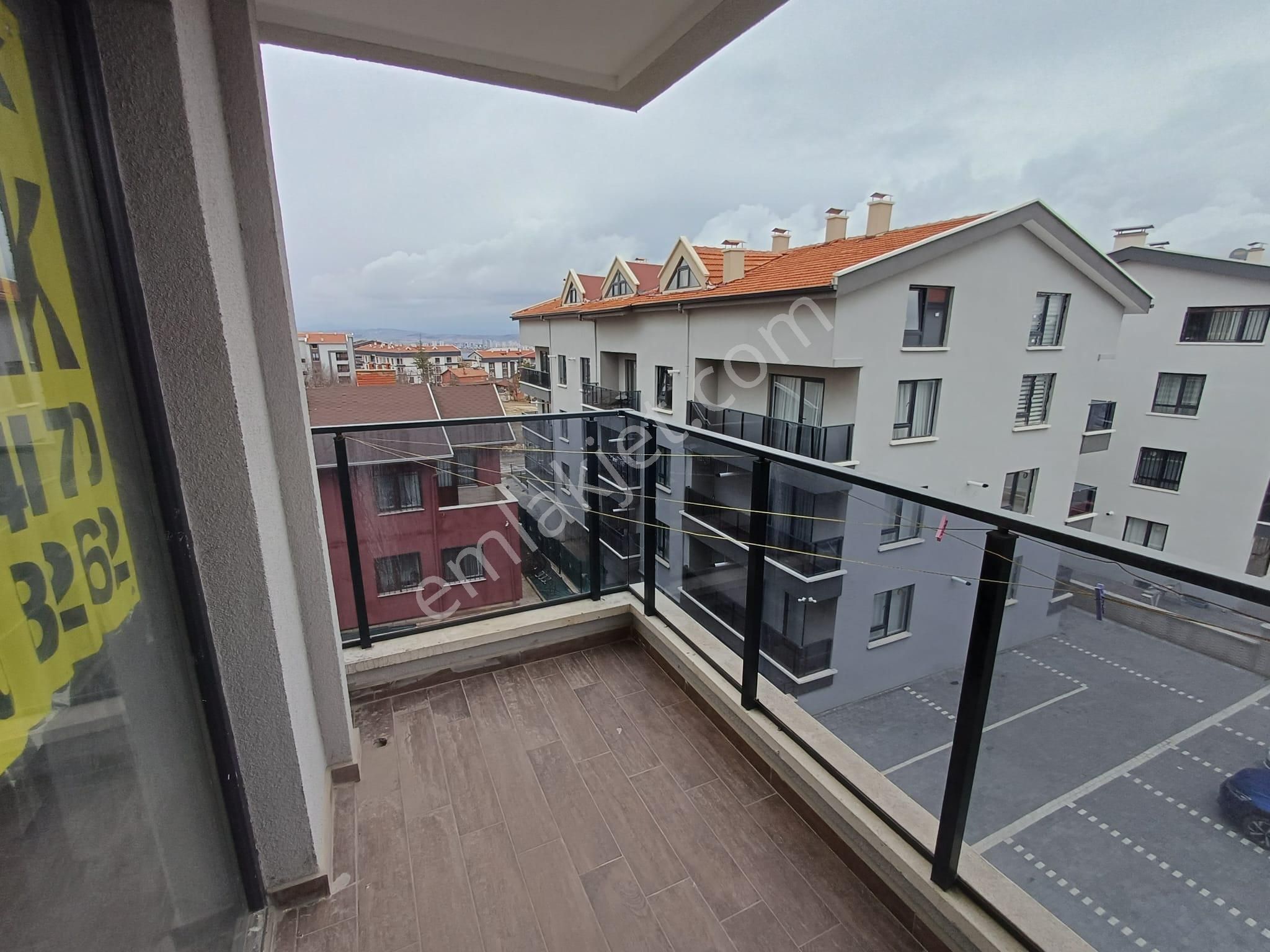 İncek De Bulvara Üniversitelere Yakın Kombili Asansörlü Otoparklı 3+1 Kiralık Dubleks Daire - Görsel 10