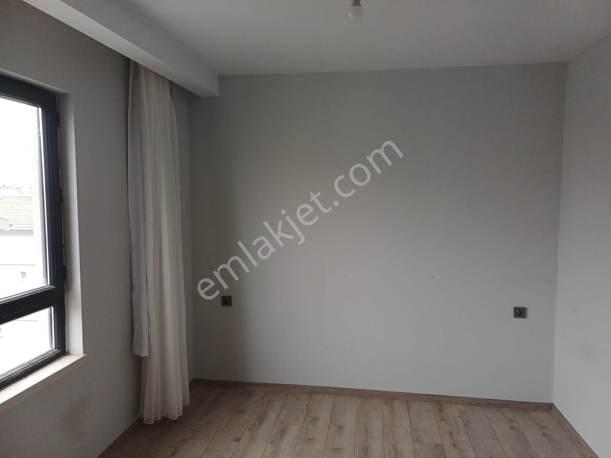 İncek De Bulvara Üniversitelere Yakın Kombili Asansörlü Otoparklı 3+1 Kiralık Dubleks Daire - Görsel 24