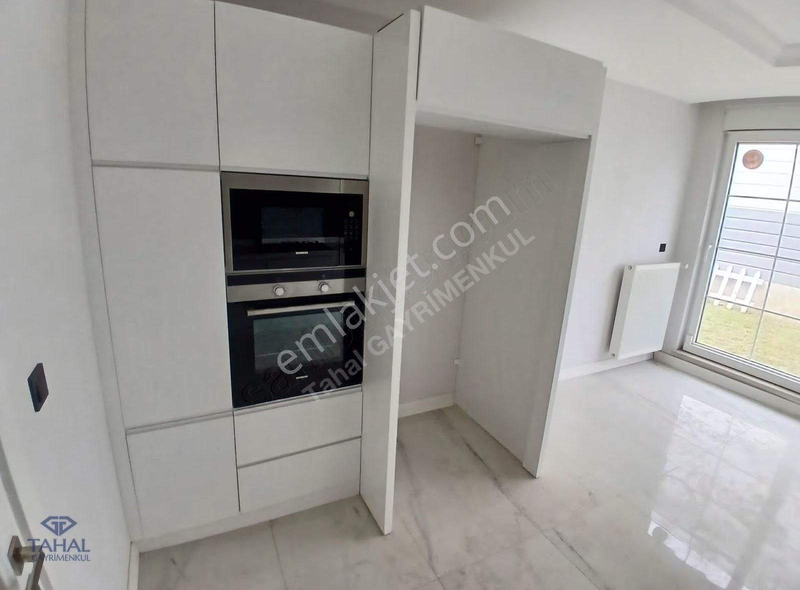 Döşemealtında 300m2 Site İçinde Satılık 4+1 Villa Özel Bahçeli - Görsel 18