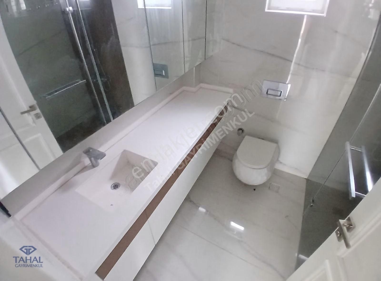Döşemealtında 300m2 Site İçinde Satılık 4+1 Villa Özel Bahçeli - Görsel 3