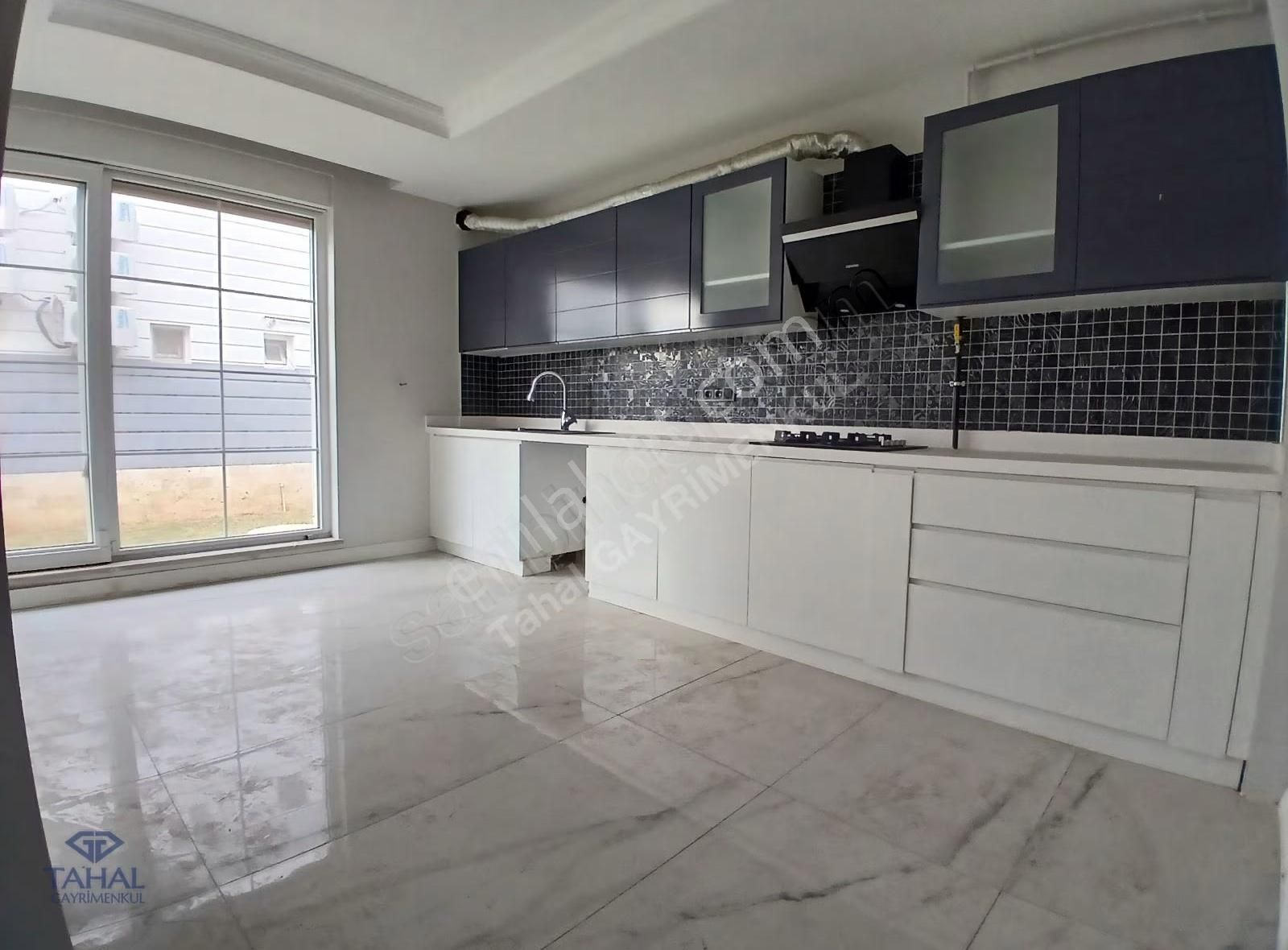 Döşemealtında 300m2 Site İçinde Satılık 4+1 Villa Özel Bahçeli - Görsel 7