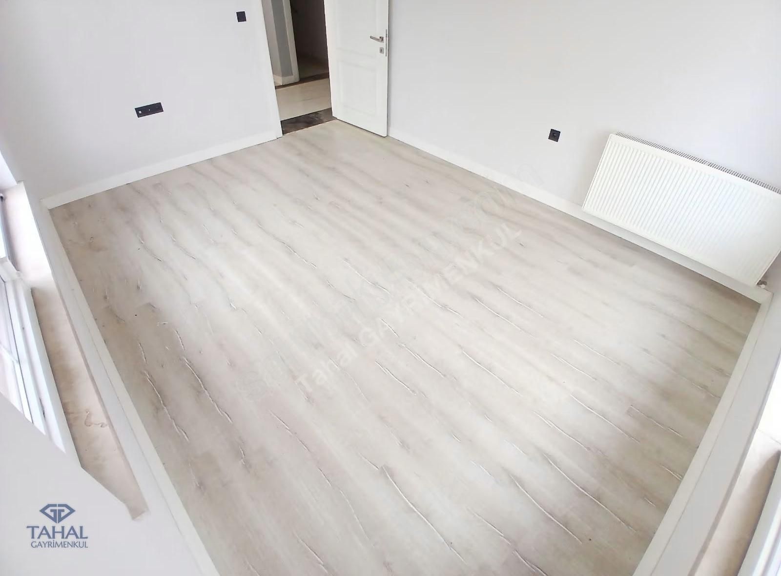 Döşemealtında 300m2 Site İçinde Satılık 4+1 Villa Özel Bahçeli - Görsel 11