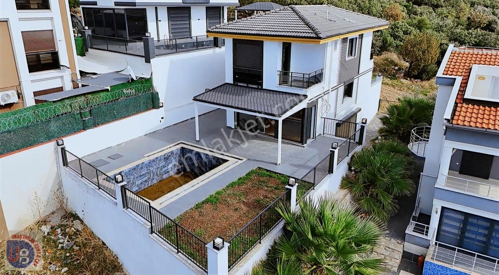 Didim Akbük'te Emsallerinden Uygun Deniz Manzaralı 4+1 Villa - Görsel 7