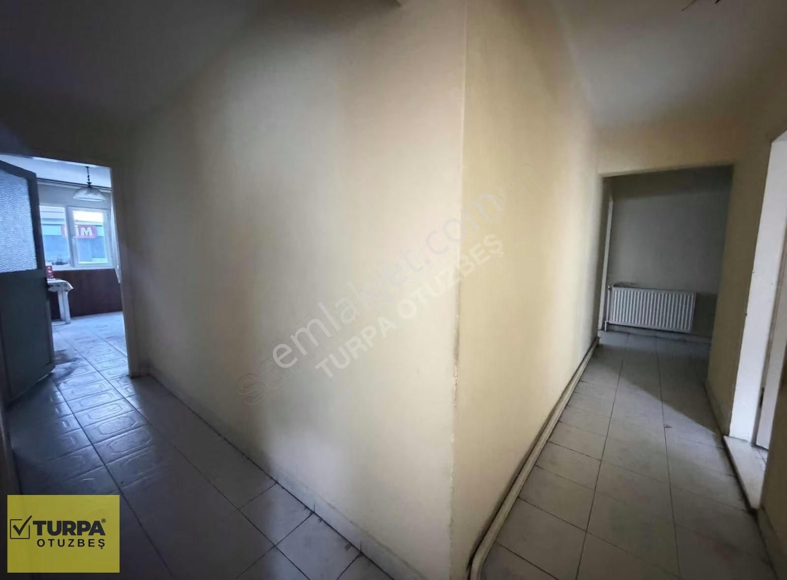 Turpa Otuzbeş'ten 3+1 Asansörlü Arakat Geniş Daire - Görsel 23