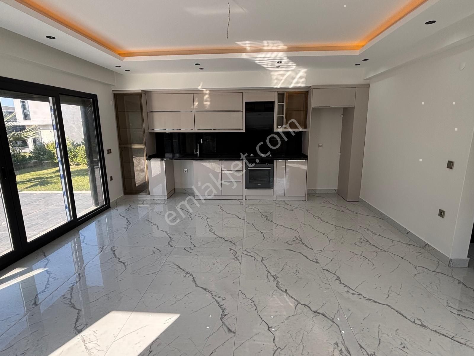 Kuşadası Güzelçamlı – Satılık 4+1 Lüks Mustakil Villa 🏡🌿 - Görsel 19