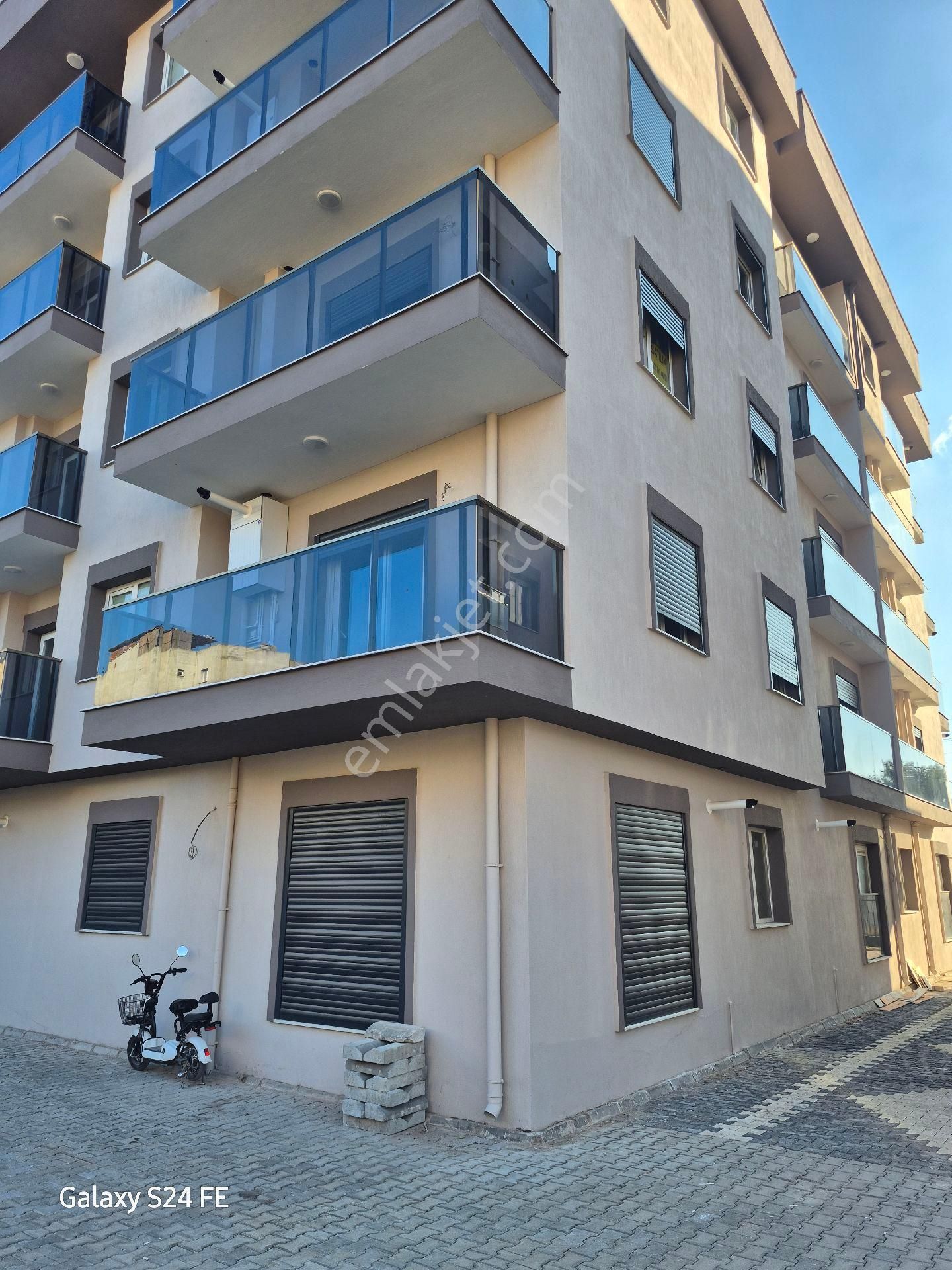 Bornova Doğanlar Da 2+1 Kiralık Lüks Daire - Görsel 27