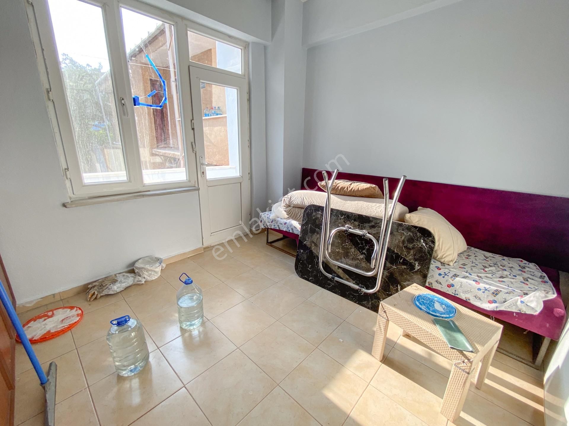 Kumbağ'da Merkezi Konumda İskanlı Ve Eşyalı 1+1 Satılık Daire - Görsel 11