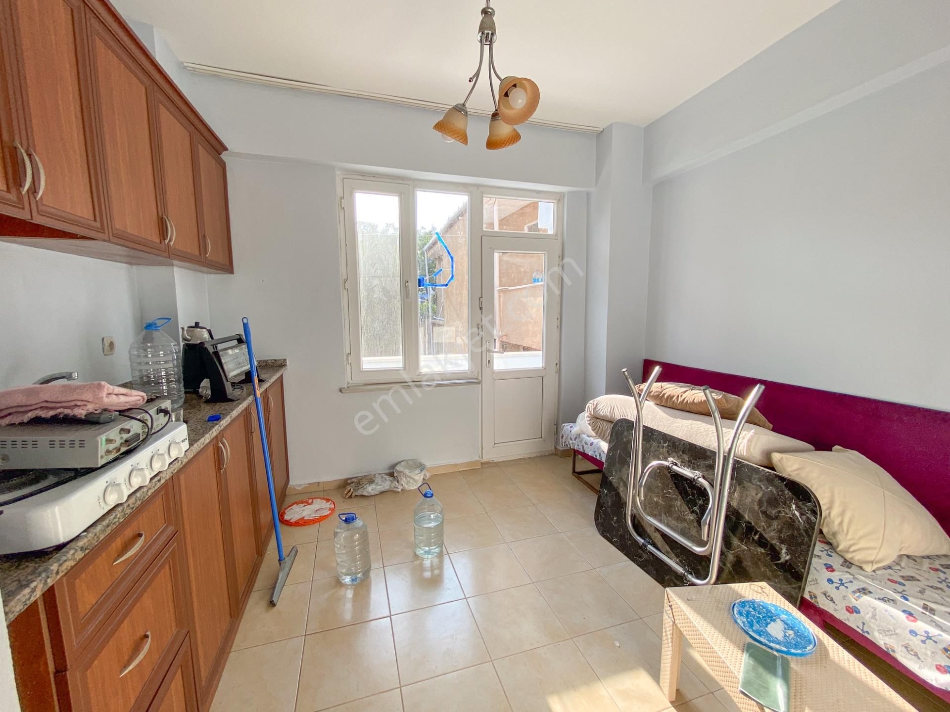 Kumbağ'da Merkezi Konumda İskanlı Ve Eşyalı 1+1 Satılık Daire - Görsel 10