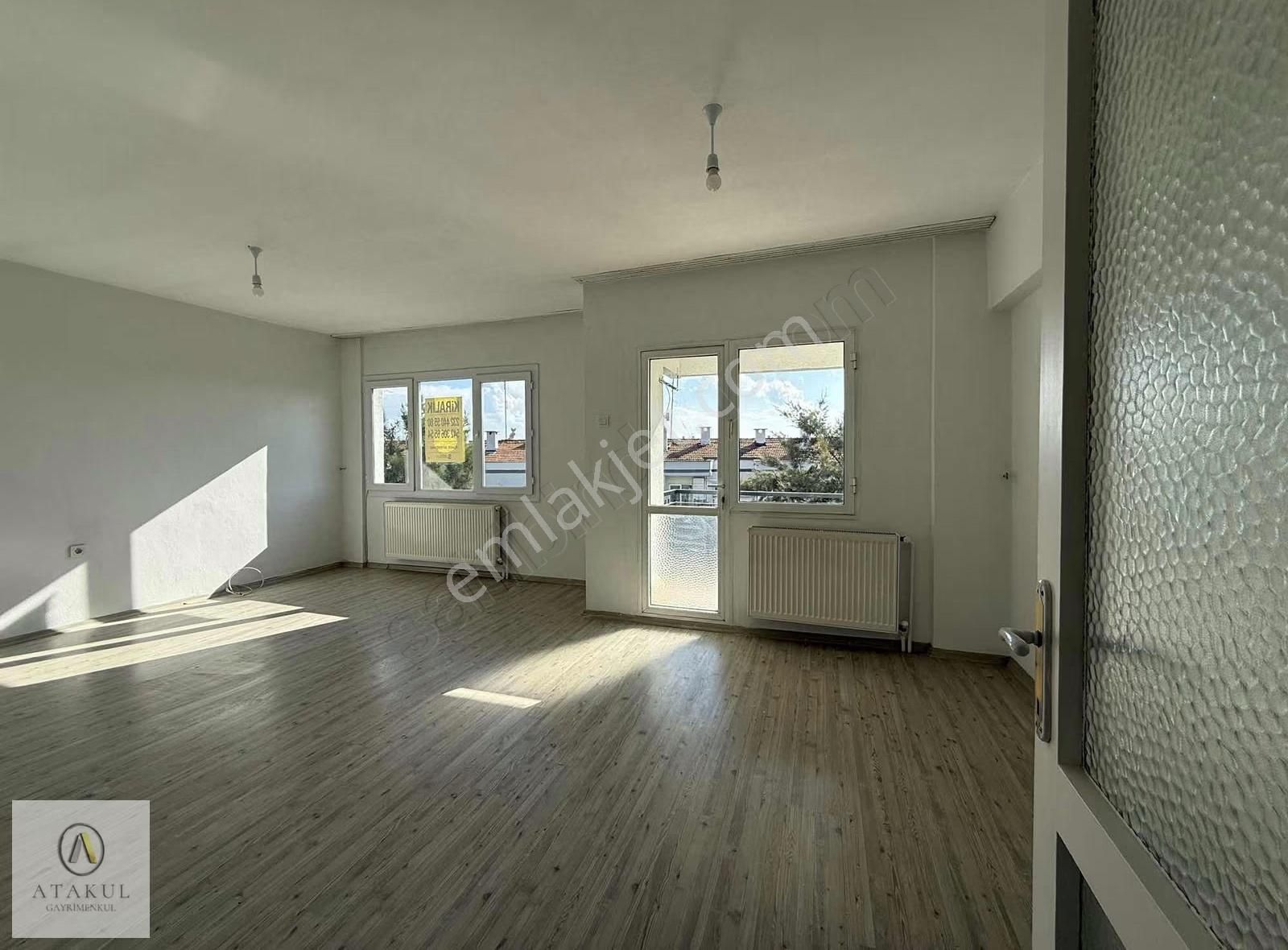 Atakul Gayrimenkul-dyo Sitesinde 3+1 140m2 Doğalgazlı Daire - Görsel 7