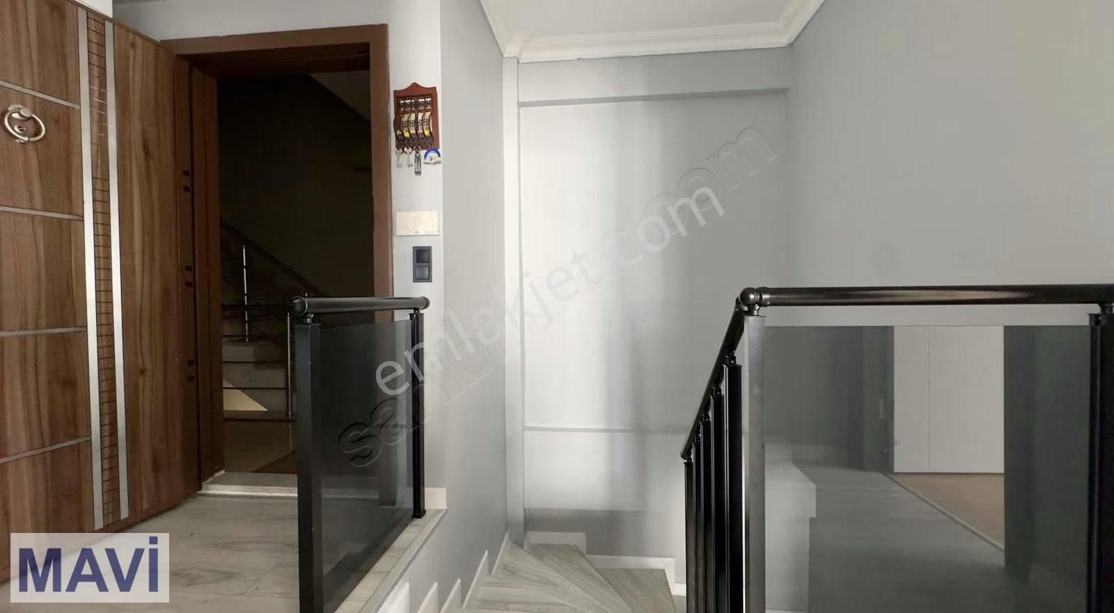 Re/max Mustafa Öz Ters Dublex 3+1 135m² Açık Otopark - Görsel 3