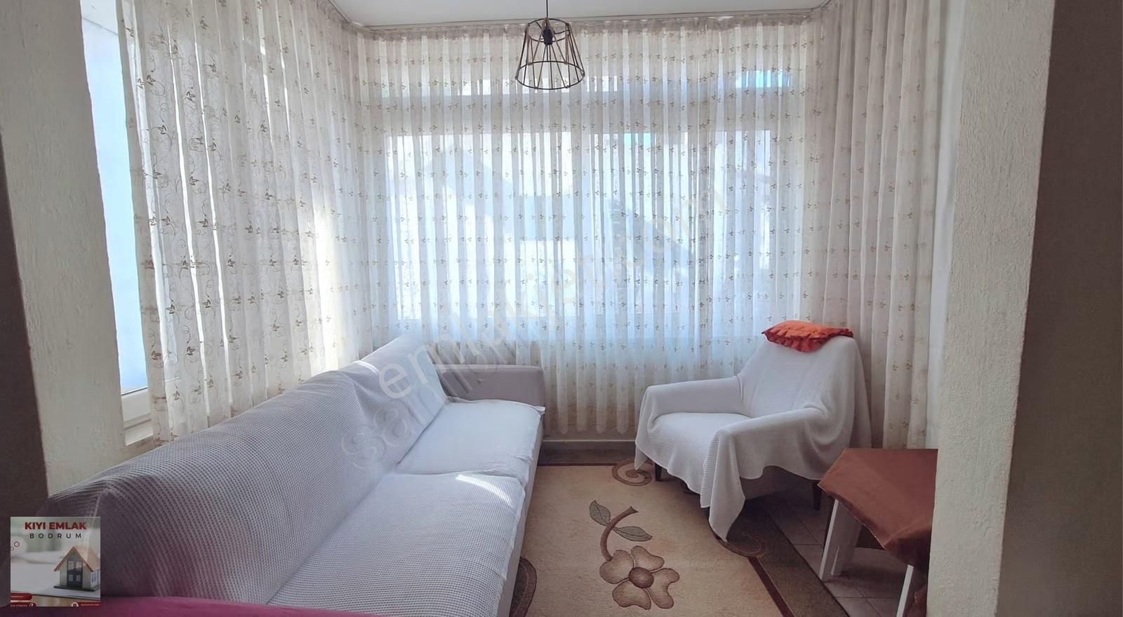 Akçaalan'da Site İçinde Satılık Düzayak Bahçe Kat 2+1 - Görsel 7