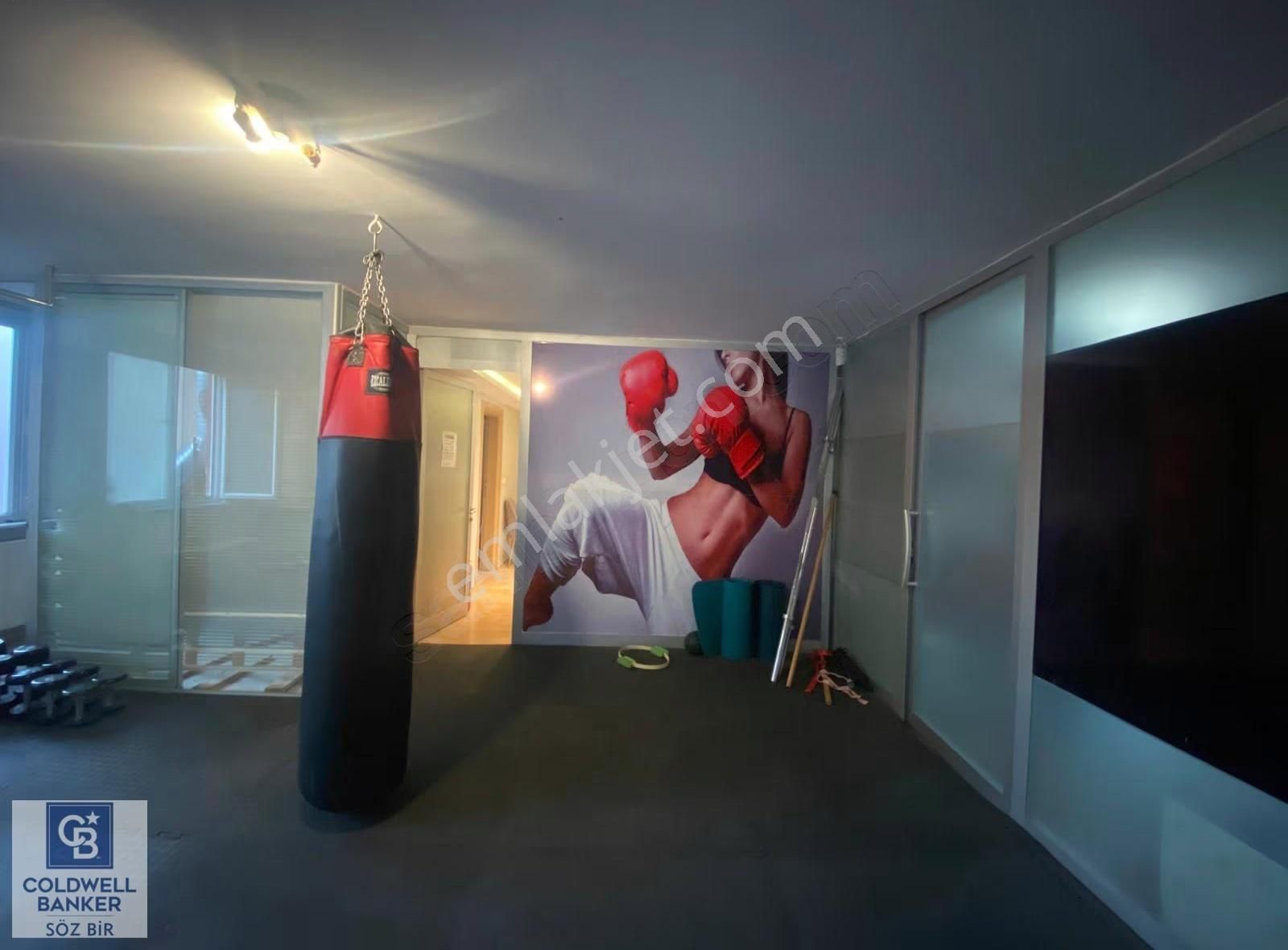 Çekmeköy Mimar Sinan Caddesi Cepheli Satılık Ofis / İşyeri - Görsel 23