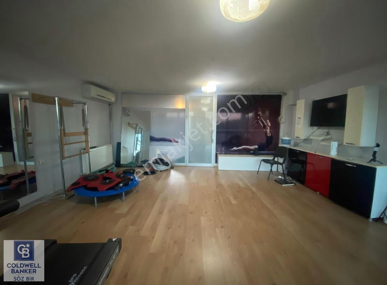 Çekmeköy Mimar Sinan Caddesi Cepheli Satılık Ofis / İşyeri - Görsel 17
