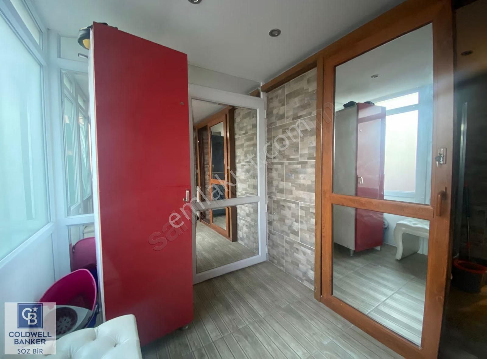 Çekmeköy Mimar Sinan Caddesi Cepheli Satılık Ofis / İşyeri - Görsel 13