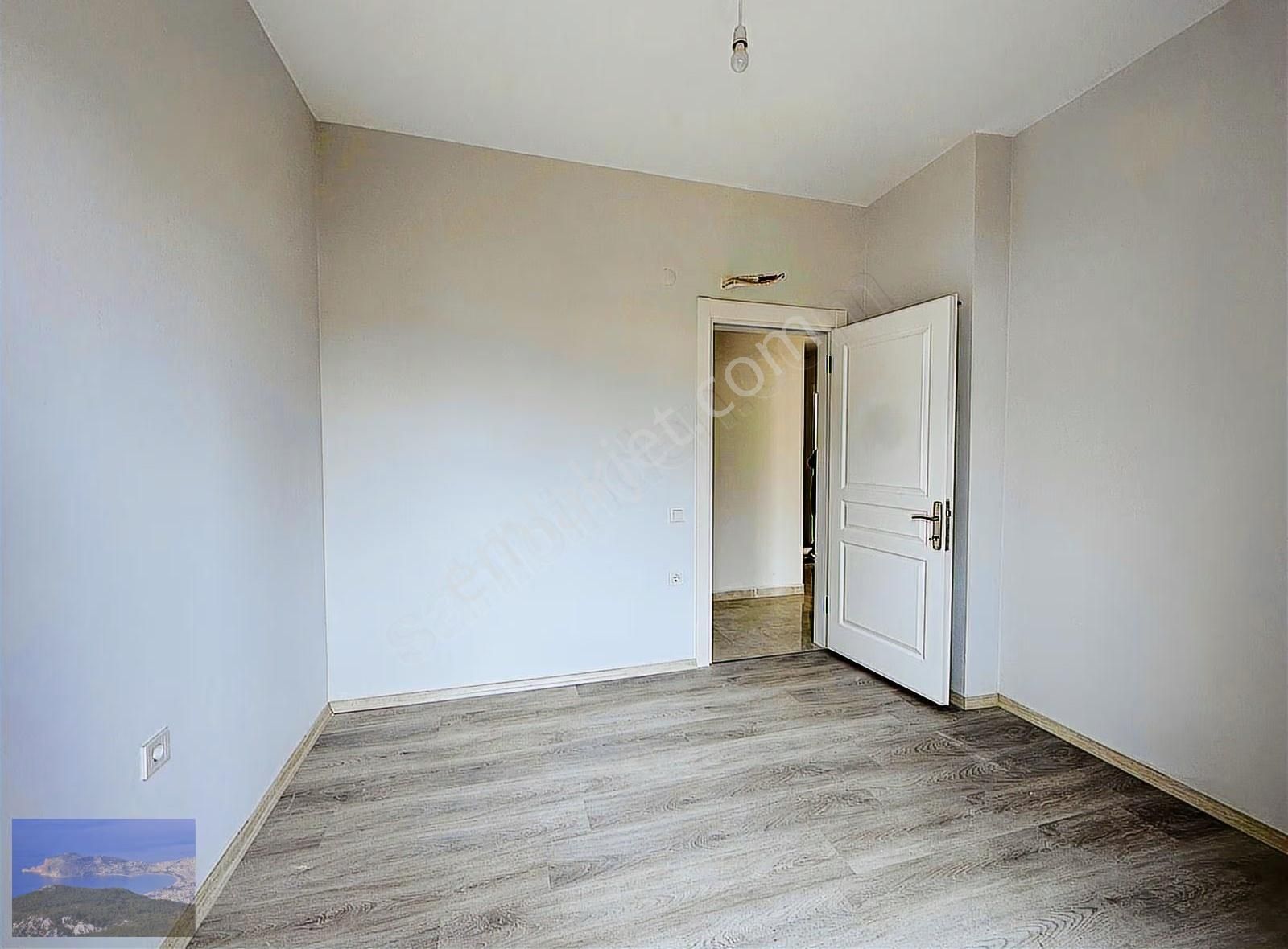 Alanya Oba 3+1 150 Metre Genis Daire - Görsel 3