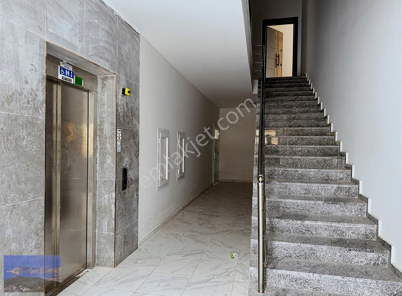 Alanya Oba 3+1 150 Metre Genis Daire - Görsel 19