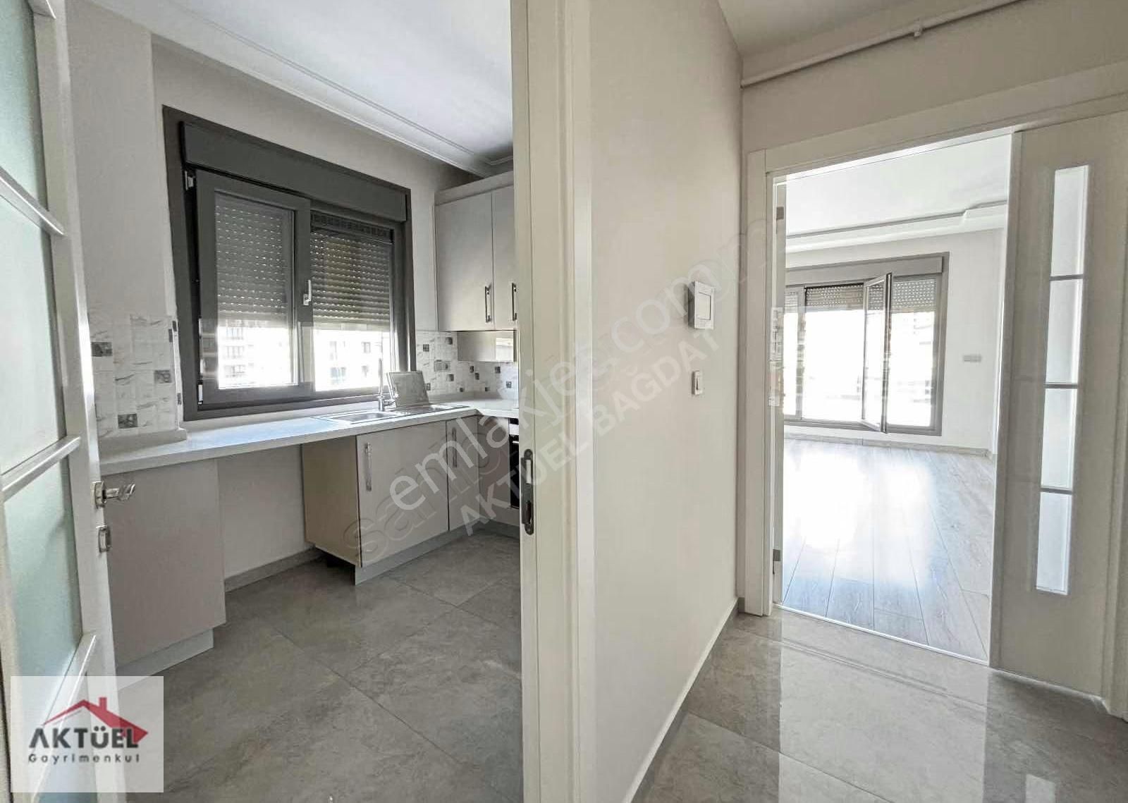 Suadiye'de Bağdat Caddesine Yakın 135 M2 Ebeveynli Lüx 3+1 - Görsel 23