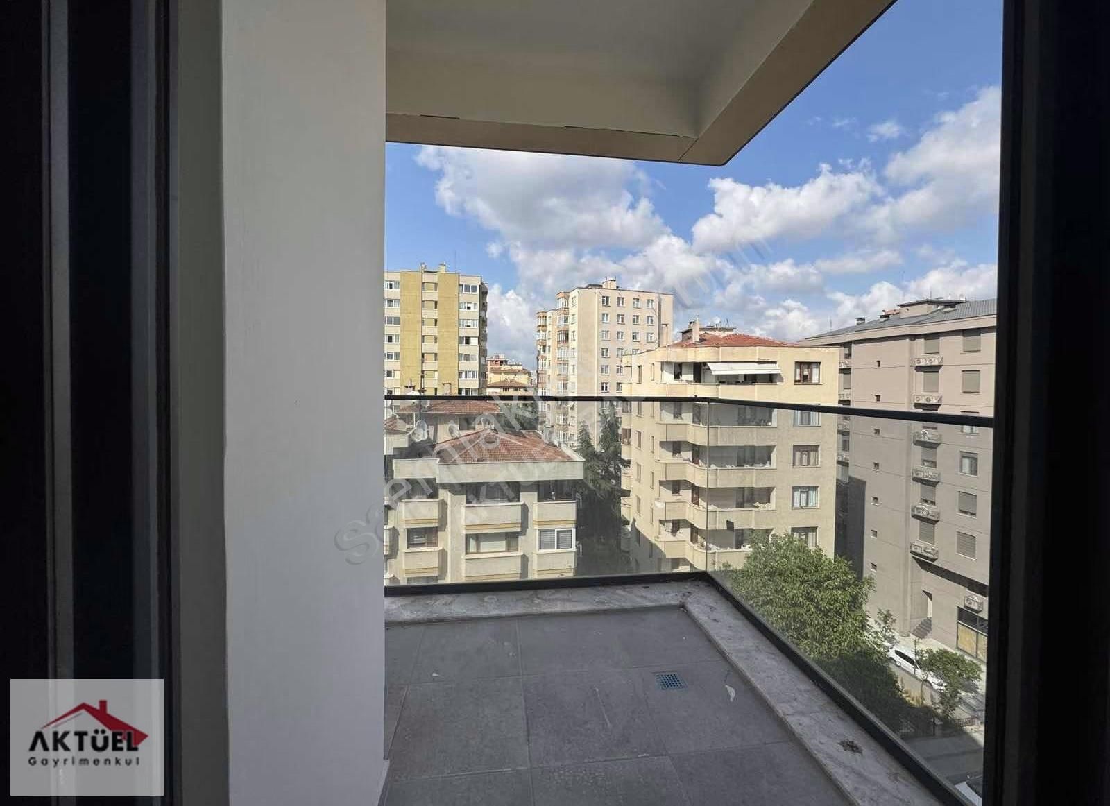 Göztepe'de Marmaraya Yakın Sıfır Bina 140 M2 Balkonlu Lüx 3+1 - Görsel 25