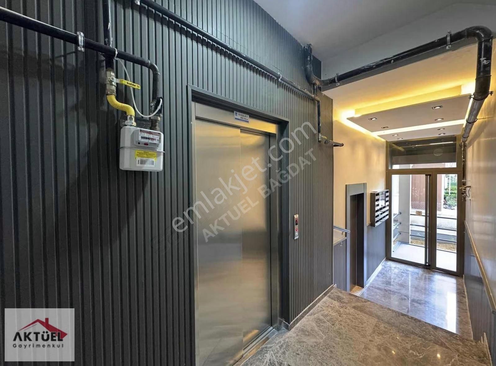 Göztepe'de Marmaraya Yakın Sıfır Bina 140 M2 Balkonlu Lüx 3+1 - Görsel 27