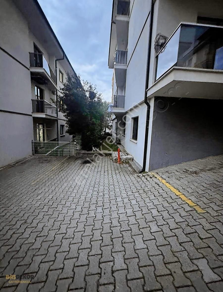 Başdekor Gayrimenkul'den Satılık 5+1 Bahçe Dubleks Daire - Görsel 11