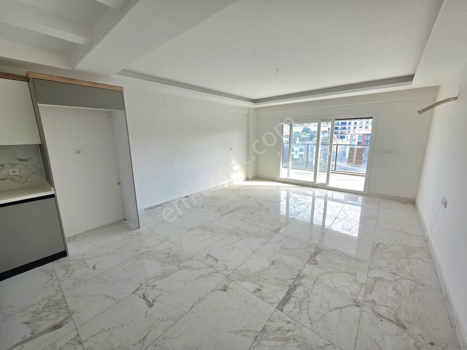 Kuşadasında Sıfır Oturuma Hazır 3+1 Daire - Görsel 6