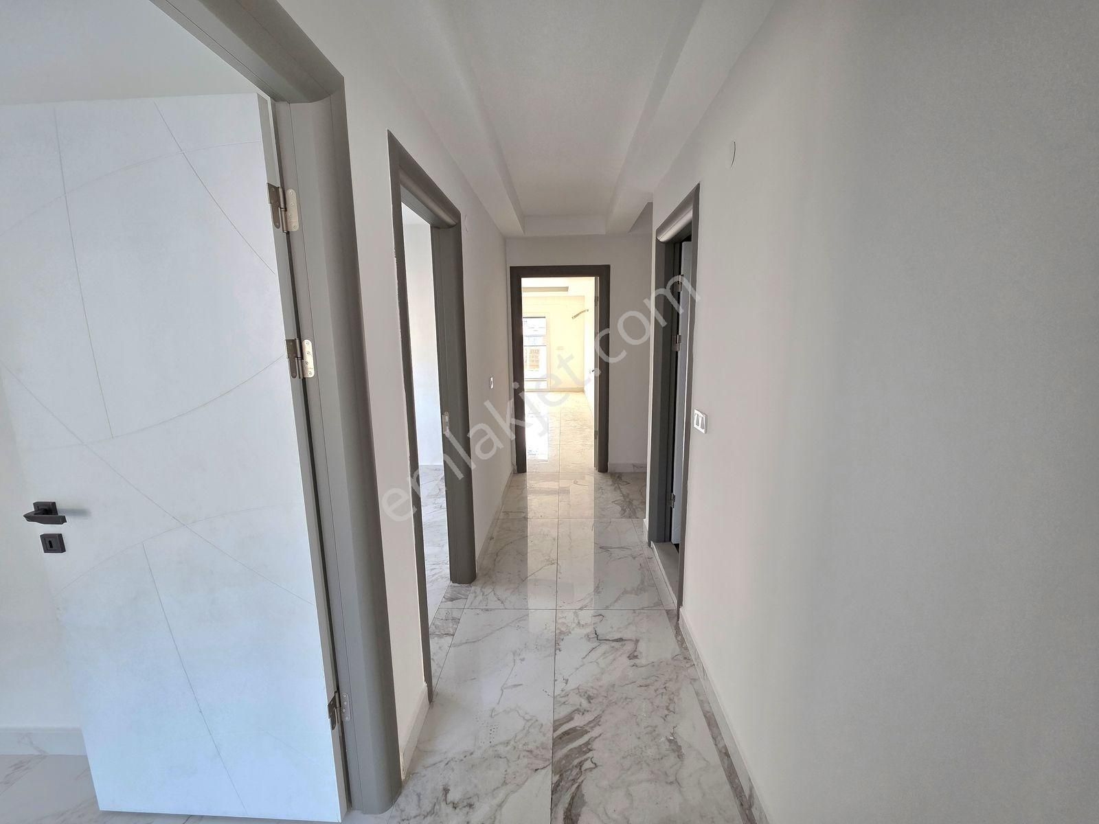 Kuşadasında Sıfır Oturuma Hazır 3+1 Daire - Görsel 10